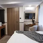 Awo Ξενοδοχείο