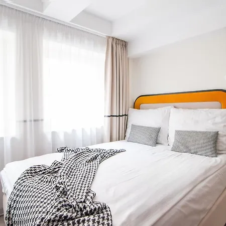 Hotel Awo 3*