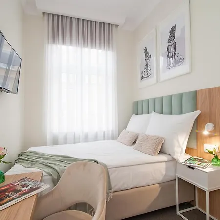 Hotel Awo