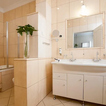 Hotel Awo Gniezno
