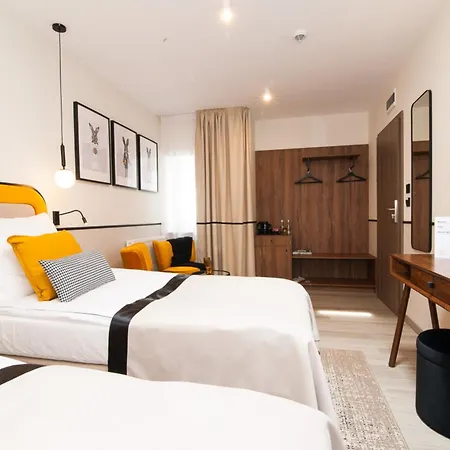 Hotel Awo