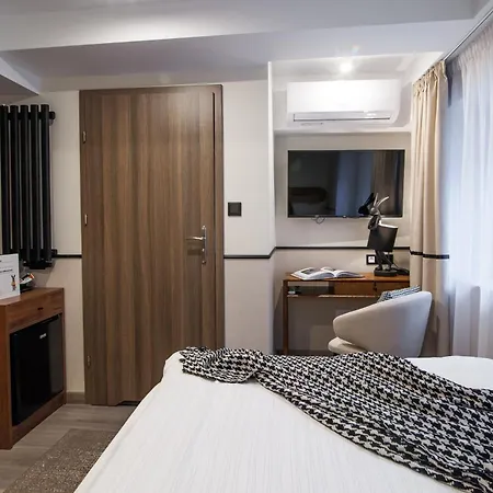 Awo Hotel