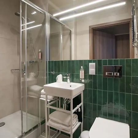 Hotel Awo 3*